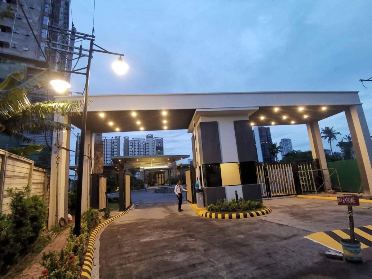 Grand Residences Studio Unit - Walking Distance To It Park Cebu Екстер'єр фото